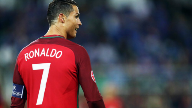 cr77